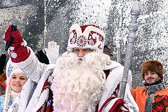 Психолог назвала подходящий возраст для раскрытия правды про Деда Мороза